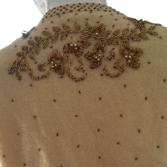 Vintage Butter Yellow & Gold Beaded Pearl Button Soft Cardigan Size XS/S - Picture 11 of 11